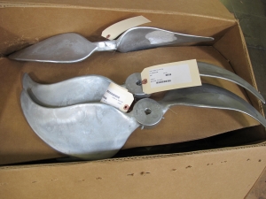 (10) BLADES, FAN TYPE, 26" SIZE. 2 WING BLADE, 5/8" BORE . LOADING & HANDLING FEE $15-4031